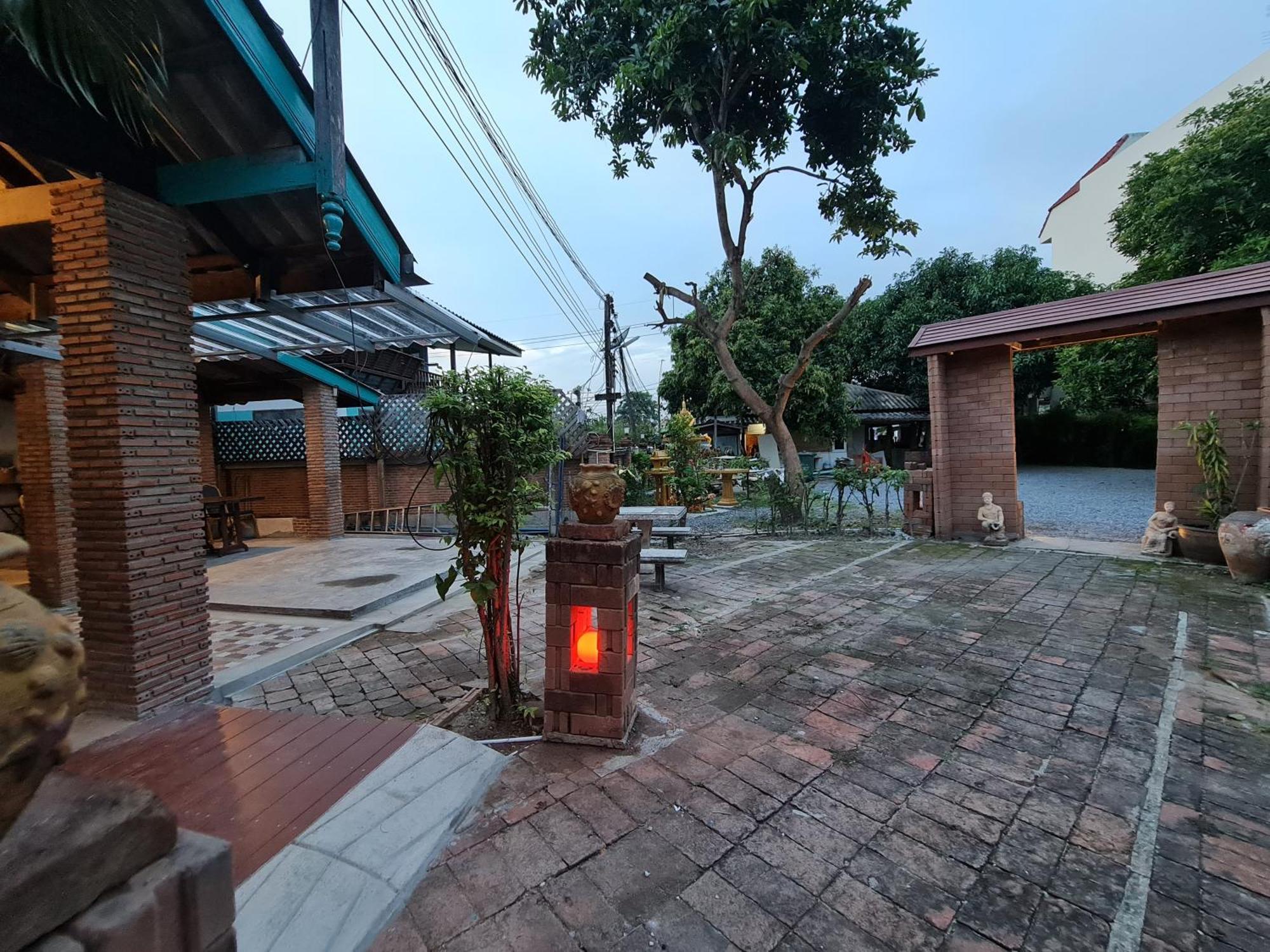 Tepbunthomhouse Ayutthayaアパートメント エクステリア 写真