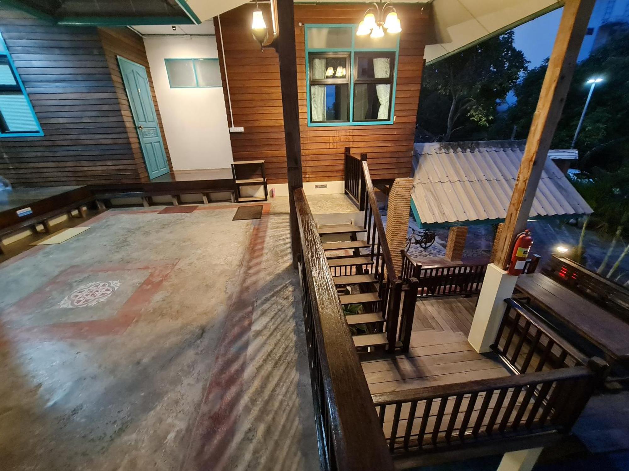 Tepbunthomhouse Ayutthayaアパートメント エクステリア 写真