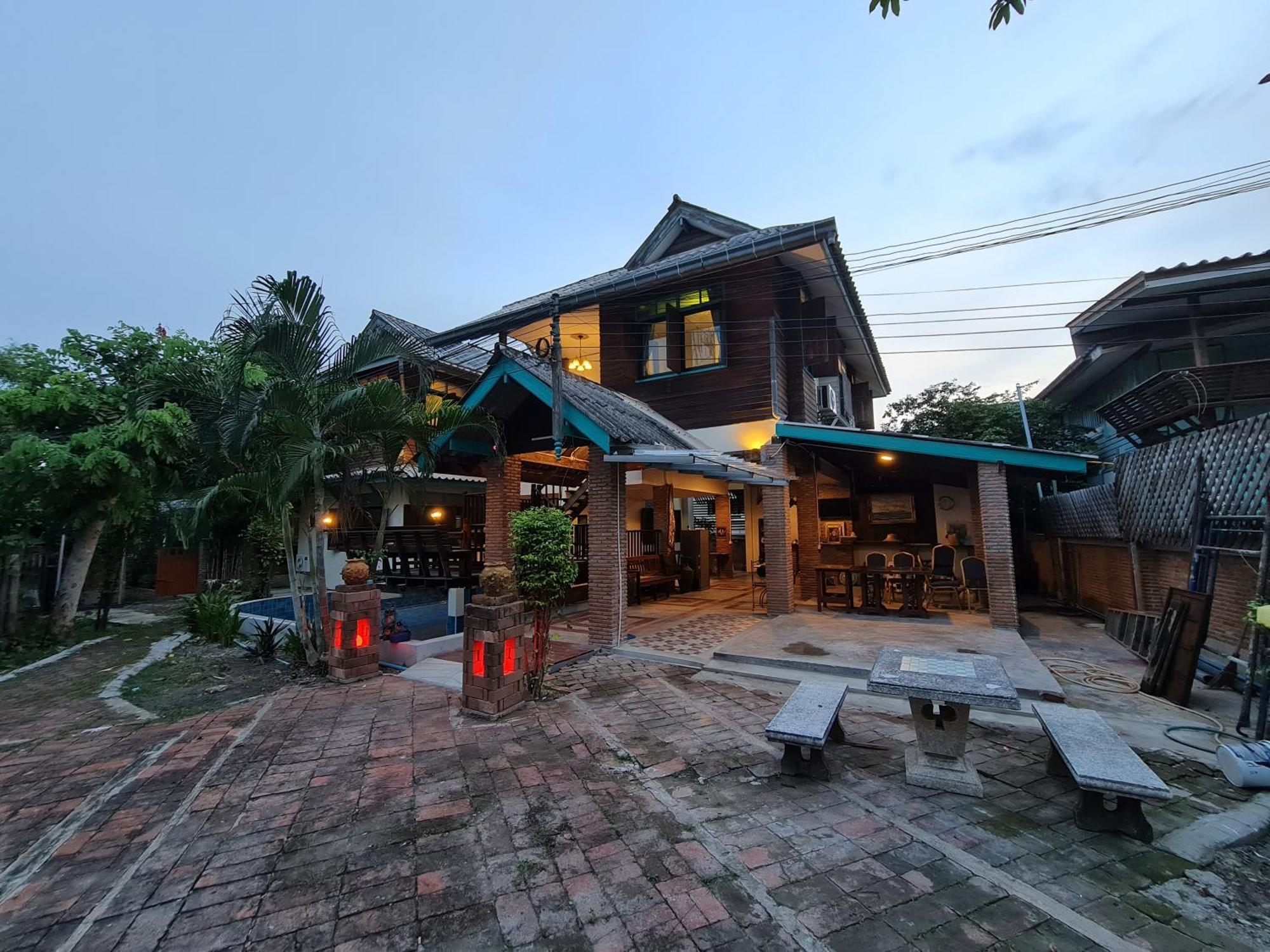 Tepbunthomhouse Ayutthayaアパートメント エクステリア 写真